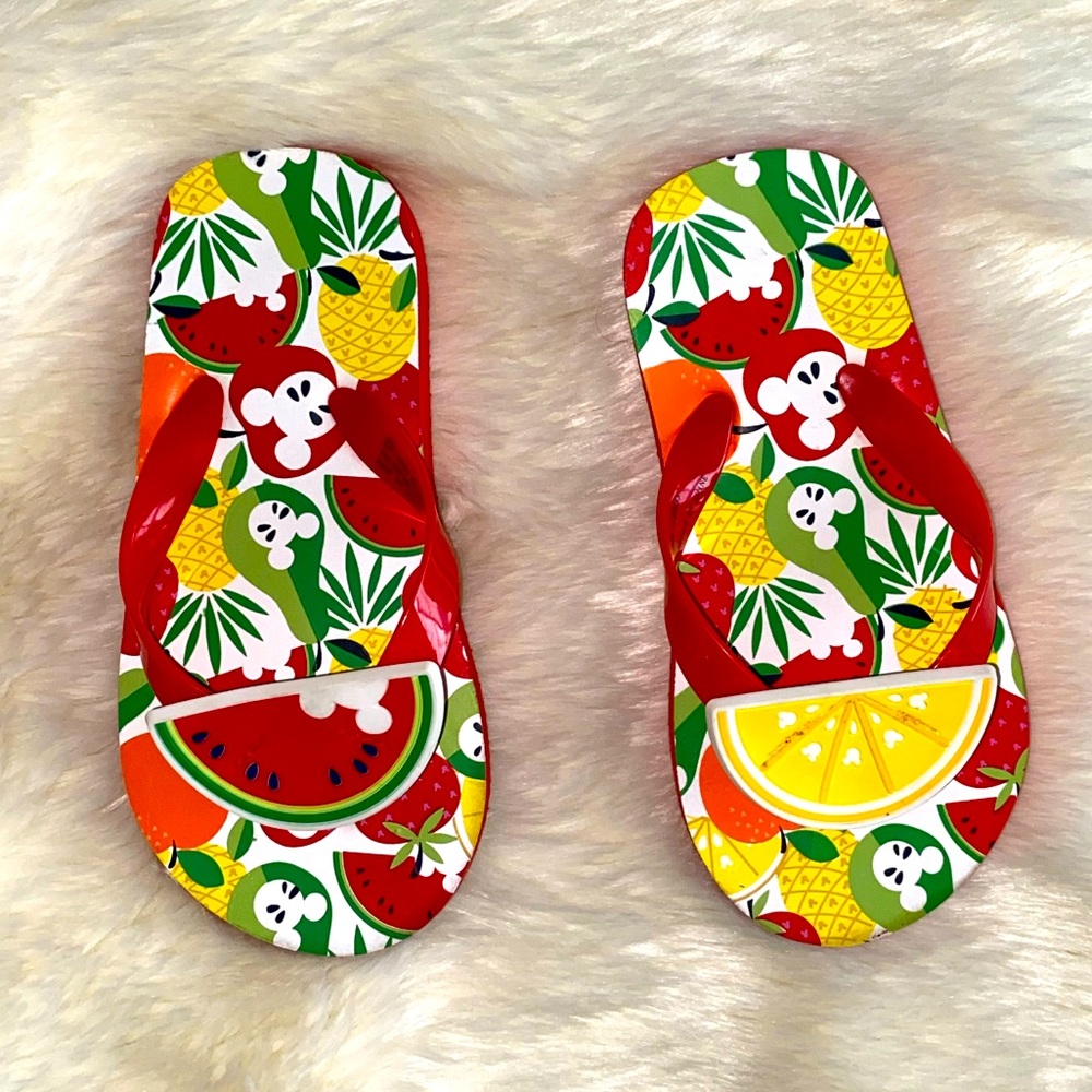 Disney Toddler Flip Flops size 9/10